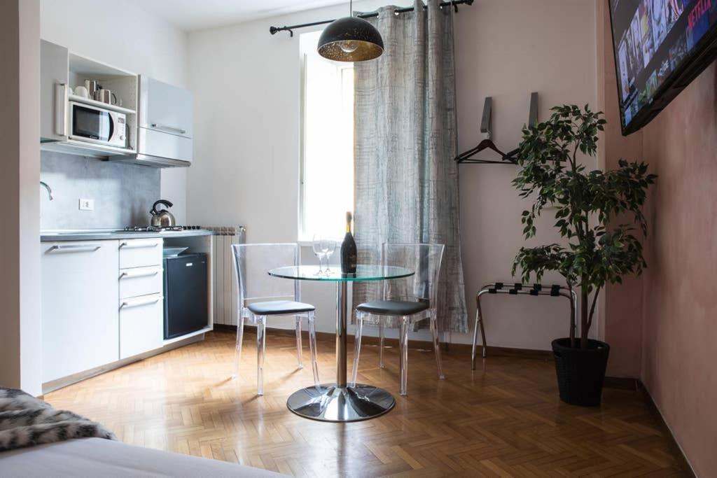 Pink Intimate Jacuzzi Suite Trastevere - Top Collection Roma Exterior foto